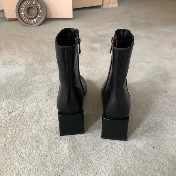 Black Boot size 7.5 NWT FRENCH CONNECTION TONI Boot - Picture 4 of 12
